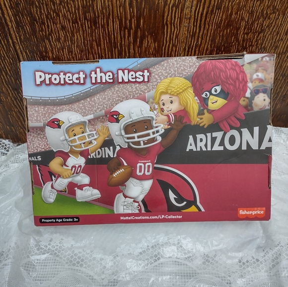 Fisher-Price Little People Collector NFL Arizona Cardinals Four-Piece Set - Picture 2 of 2
